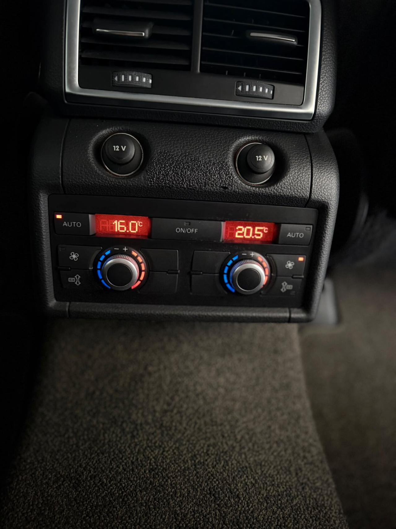 Audi Q7 3.0 V6 TDI 233CV quattro 7 Posti