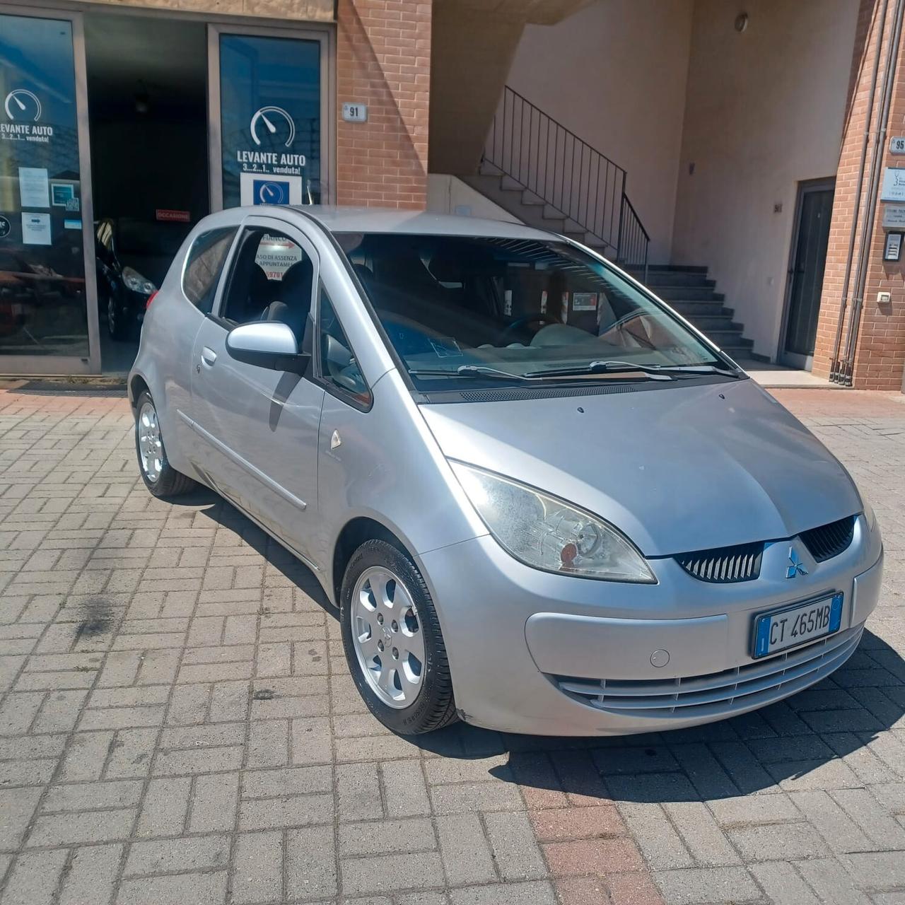 123.048 KM COLT 1.3 MOTORE MERCEDES