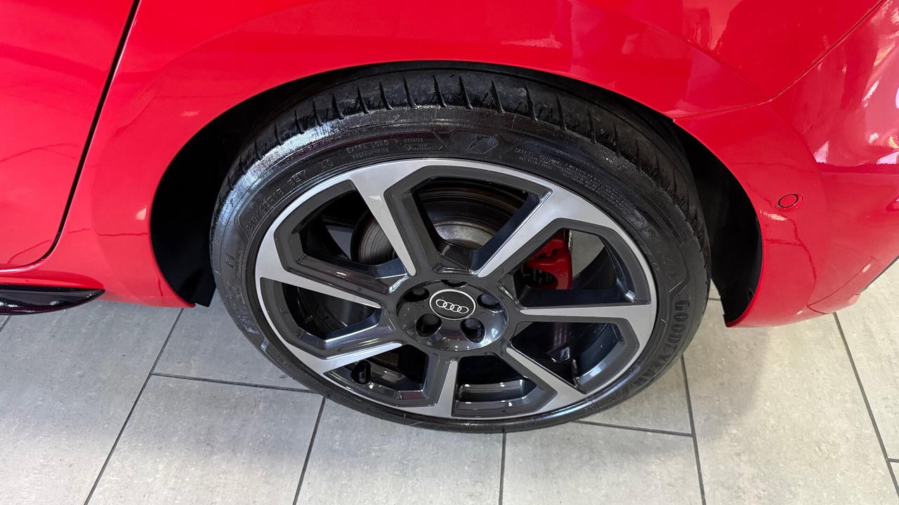 Audi A1 SPB 40 TFSI S tronic Identity Black
