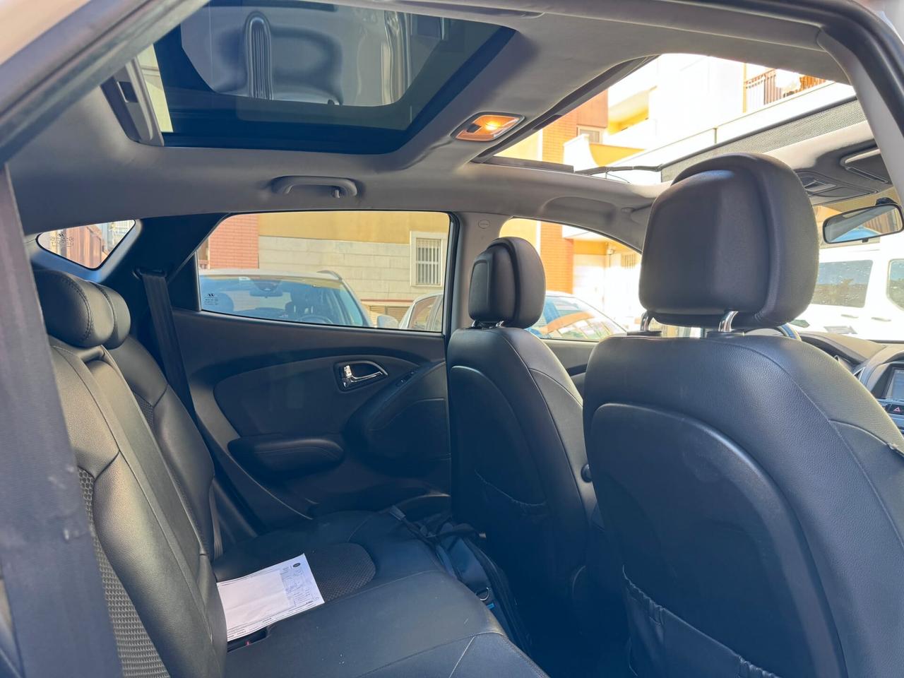 Hyundai iX35 1.7 CRDi 2WD Classic TETTO