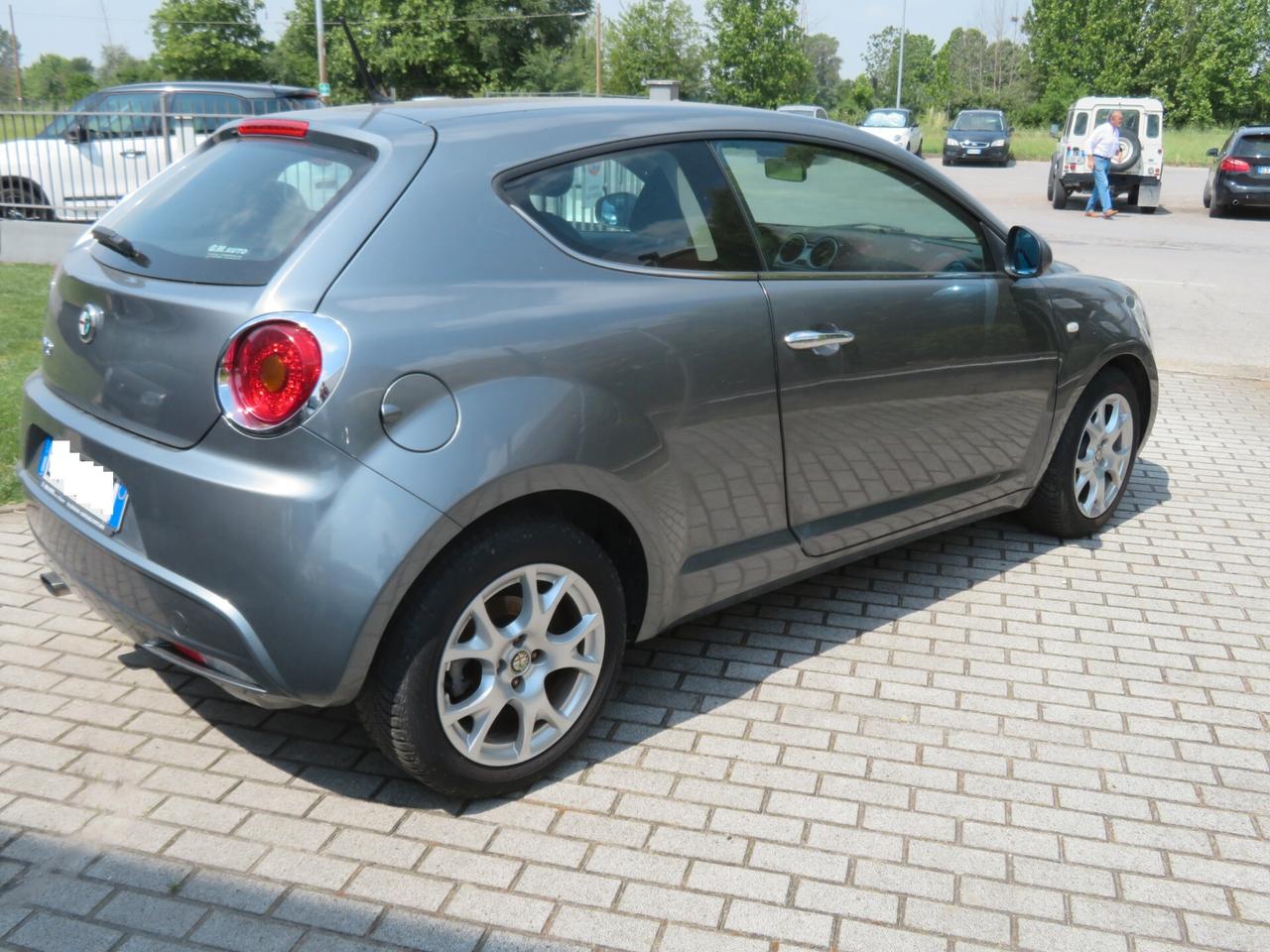 Alfa Romeo MiTo 1.4 T 120 CV GPL Distinctive Sport Pack