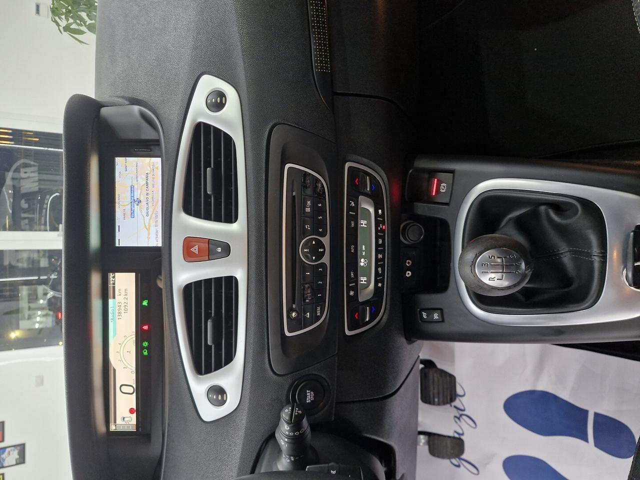 RENAULT SCENIC X-MOD 1.5 DCi LUXE 2010 130000KM