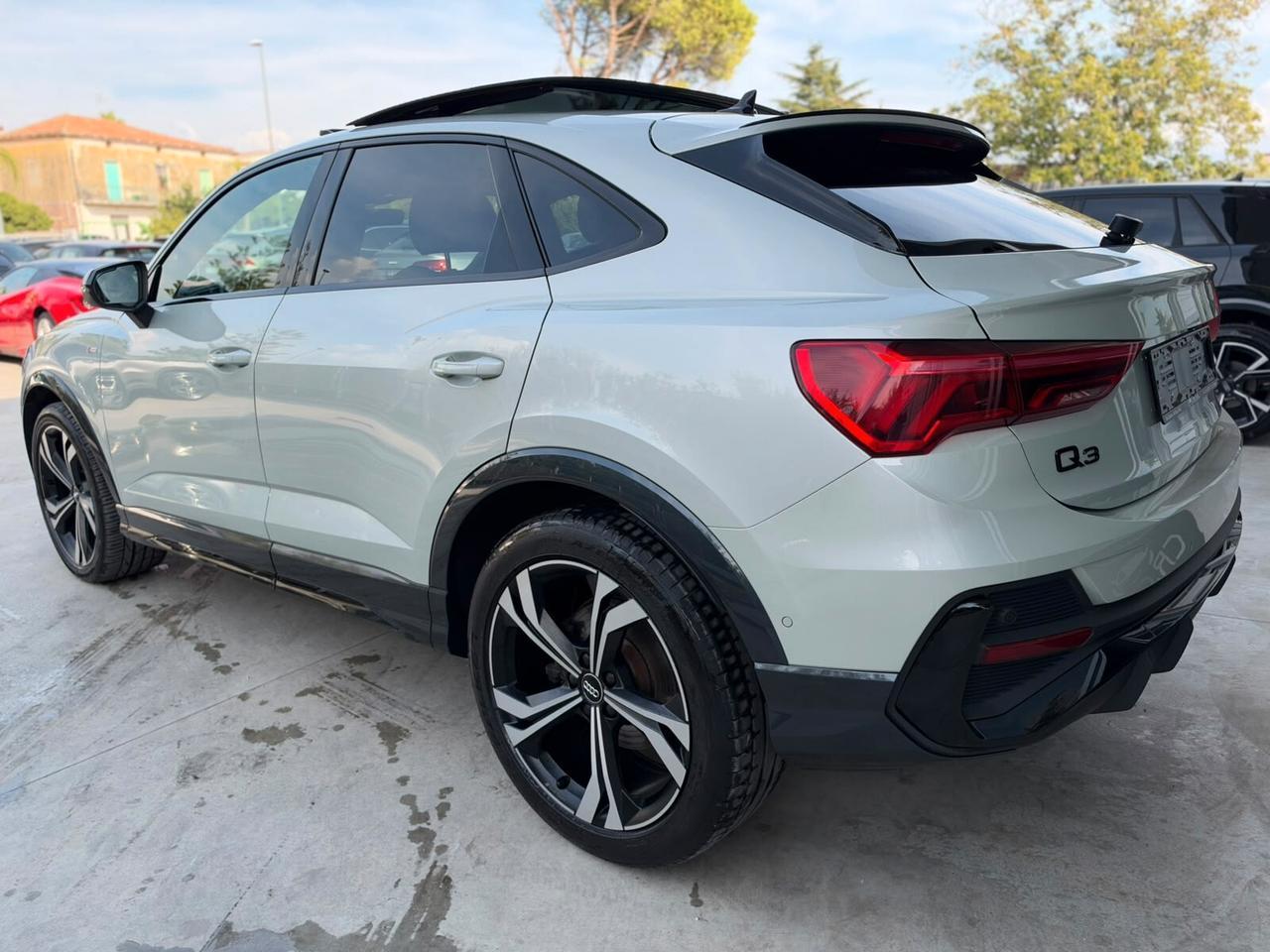 Audi Q3 SPB 45 TFSI quattro S tronic line edition - Tetto apribile