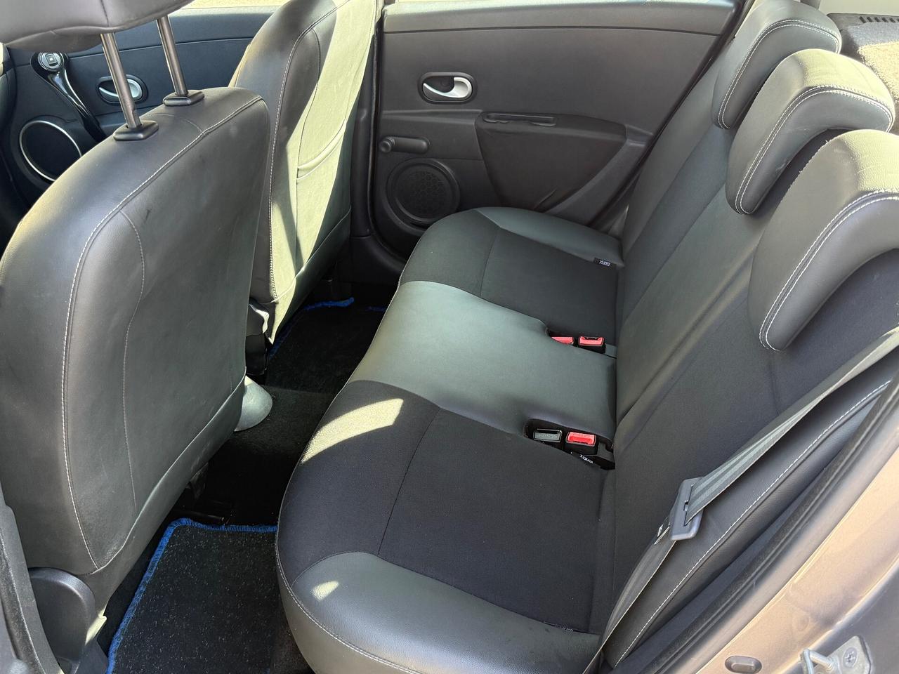 Renault Clio 1.2 16V 5 porte Live!