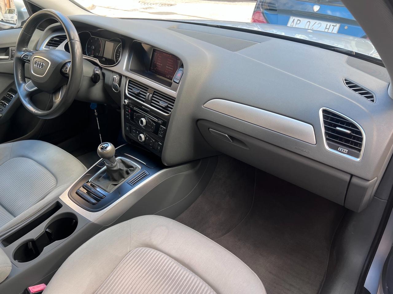 Audi A4 Avant 2.0 tdi Business 177cv PDC/LED. PERFETTA!!