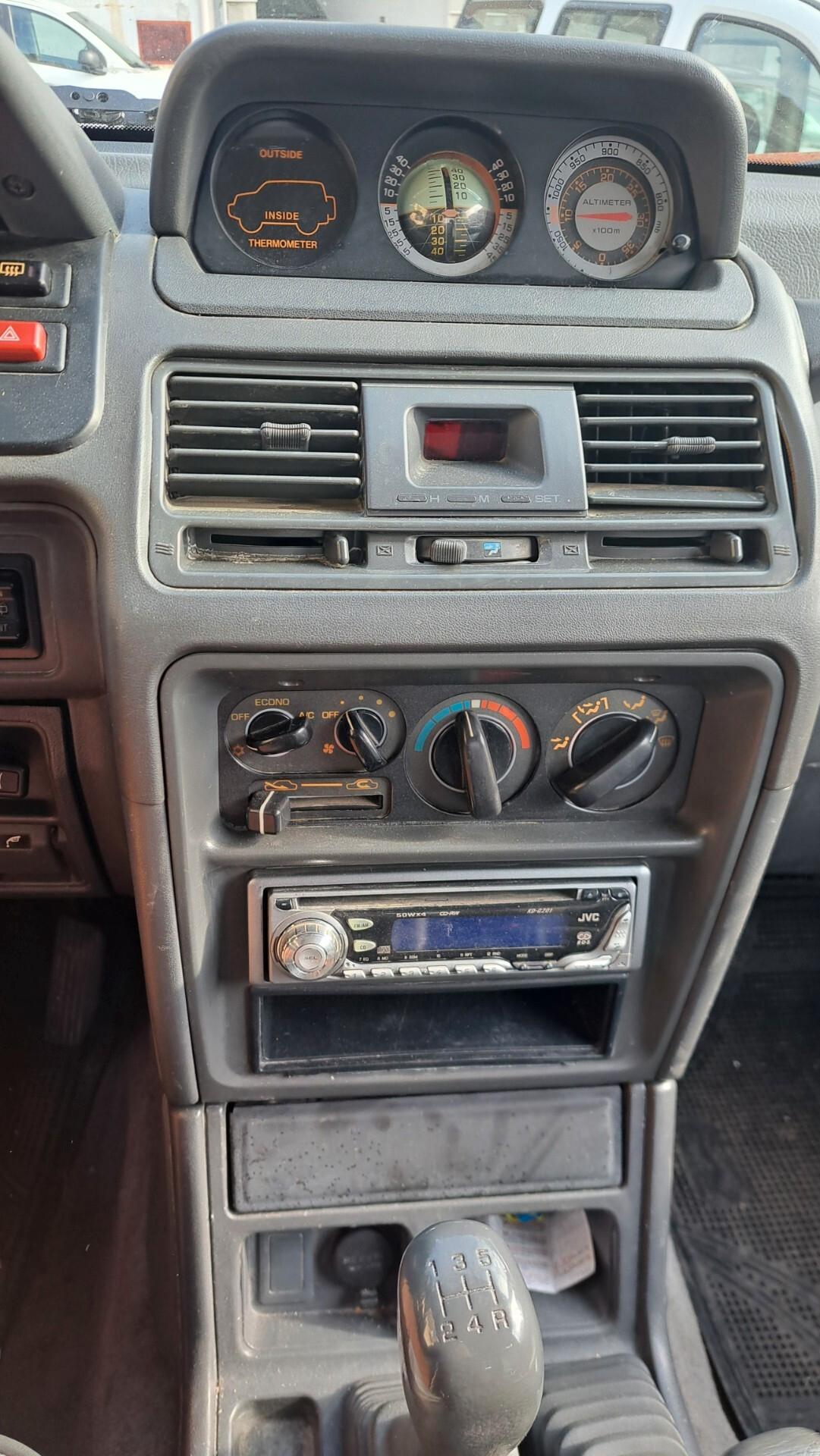 MITSUBISCHI pajero 2500 diesel MOTORE NUOVO