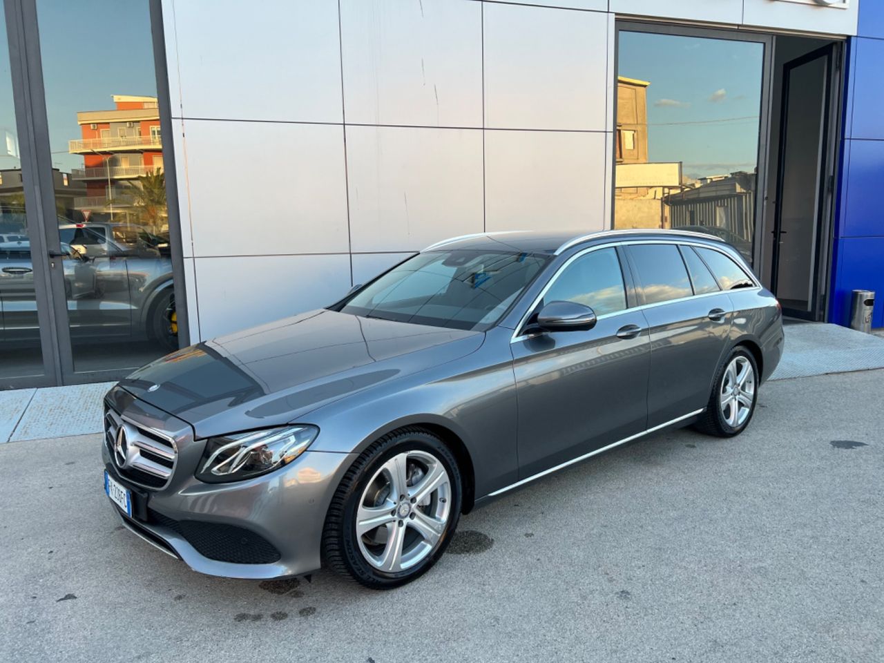 Mercedes E 220 d S.W. Auto Business Sport