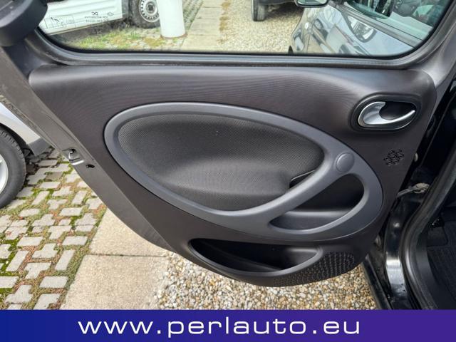 SMART ForFour 70 1.0 Prime