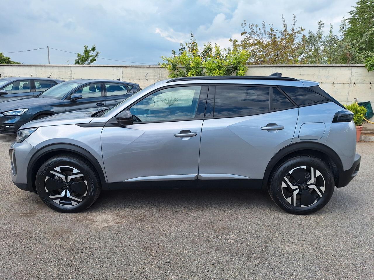 Peugeot 2008 ALLURE 1.5 HDi 130 S&S EAT8 - 10/2023