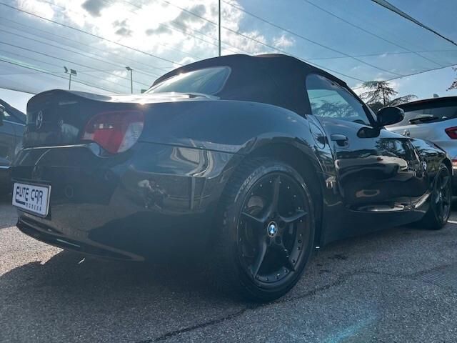BMW Z4 Roadster 2.5i "HARD TOP / FARI XENO / PDC"