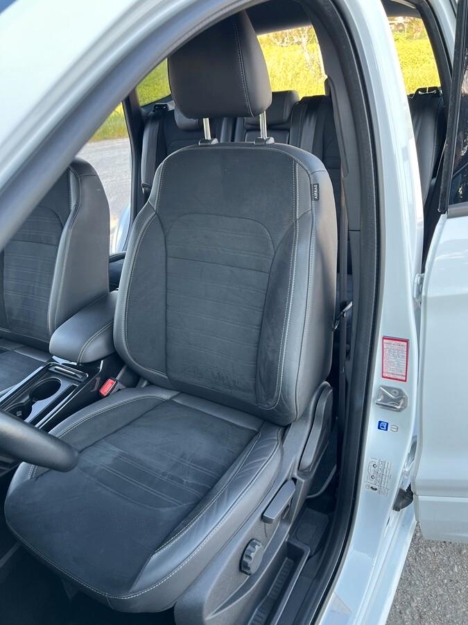 Ford Kuga 2.0 TDCI 180 CV S&S 4WD Powershift ST-Line Business