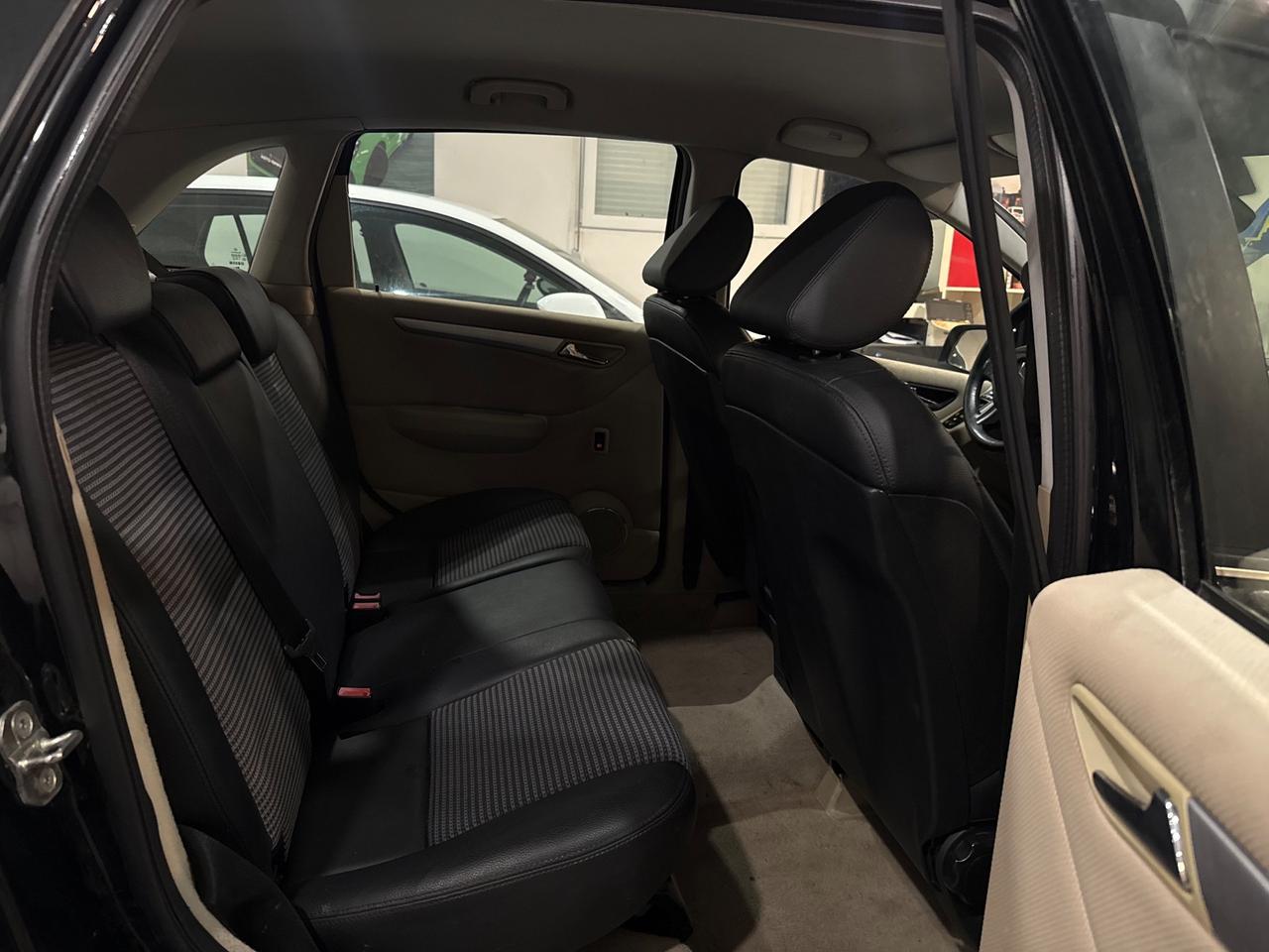 Mercedes classe B ANNO 2009 neopatentati