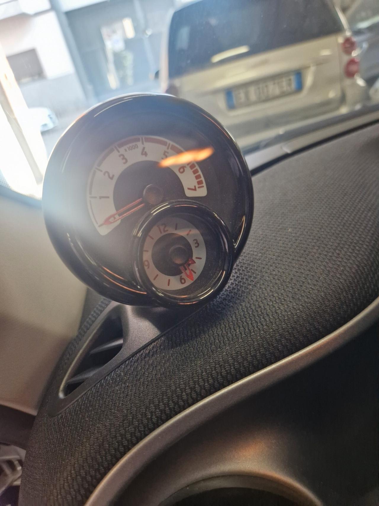 ForFour automatica solo 24000km passion garanzia
