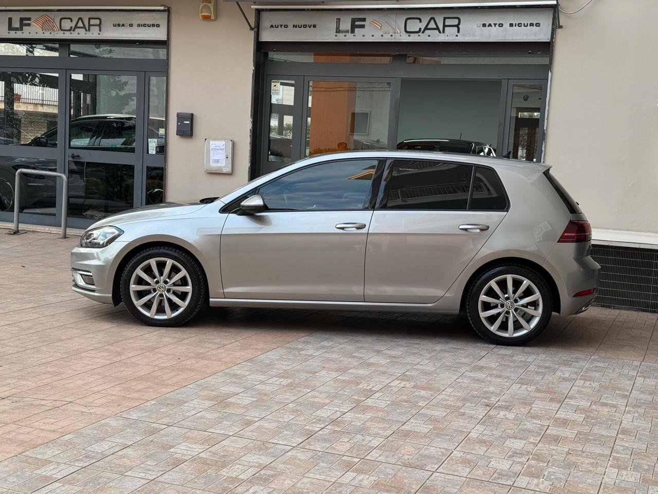 Volkswagen Golf 7.5 1.6 TDI 115 cv DSG Business BlueMotion Technology