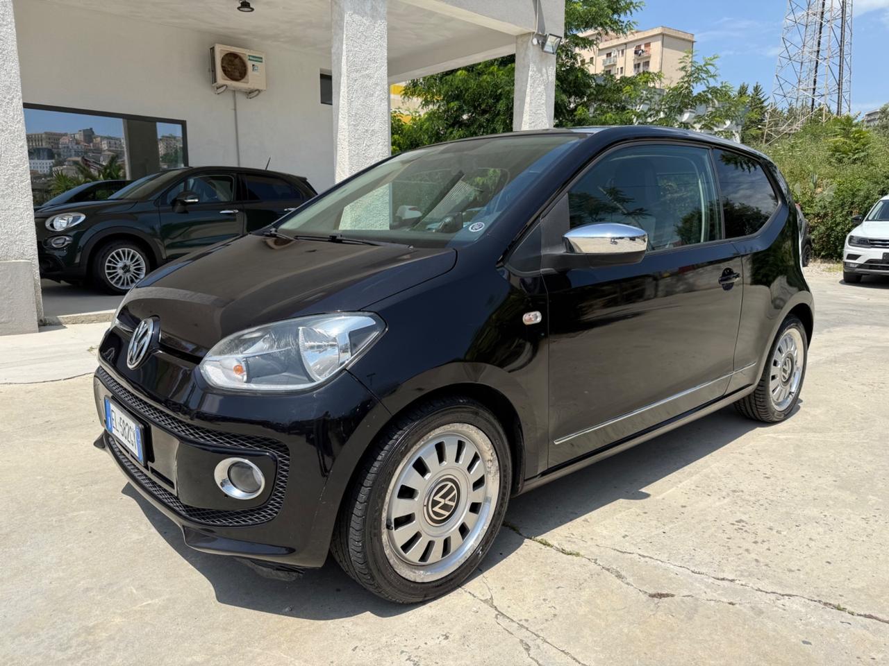 Volkswagen up! 1.0 75 CV 3p. high up!