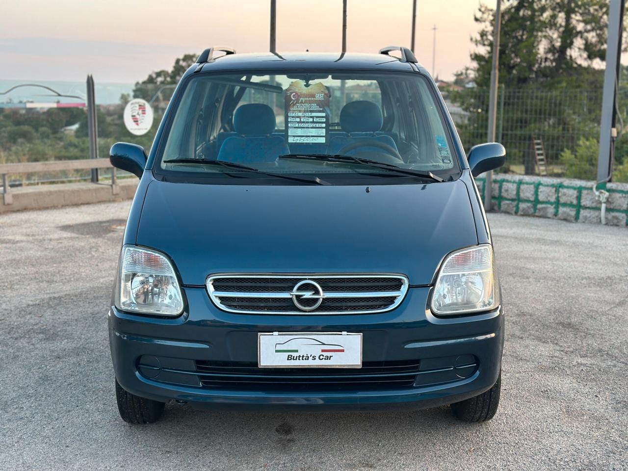Opel Agila 1.2 16V Comfort