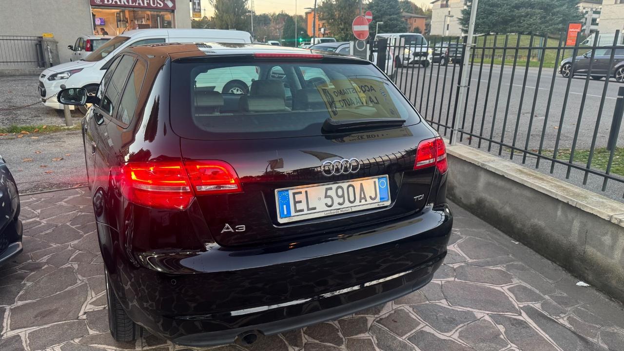 Audi A3 SPB 1.6 TDI 105 CV S tronic Ambition