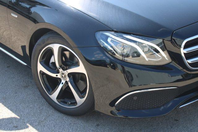 MERCEDES-BENZ E 220 d 4Matic Auto Business Sport