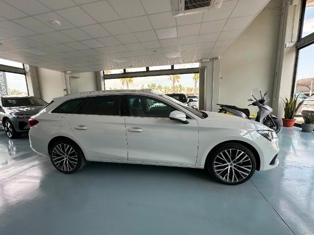 SEAT Leon Sportstourer 1.5 eTSI 150 CV DSG Xcellen