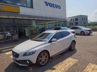 Volvo V40 Cross Country V40 Cross Country 2.0 d4 Momentum 177cv geartronic