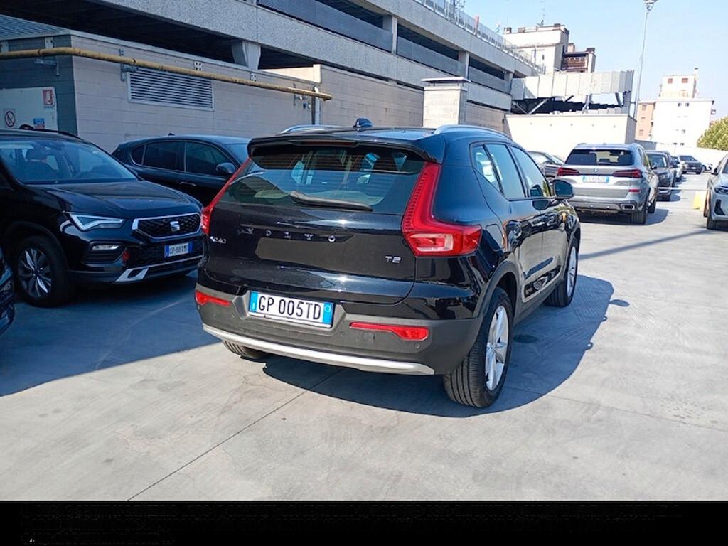VOLVO XC40 1.5 T2 129CV AUTOM. CORE ( FARI LED - COCKPIT - CRUISE - NAVI - PDC )