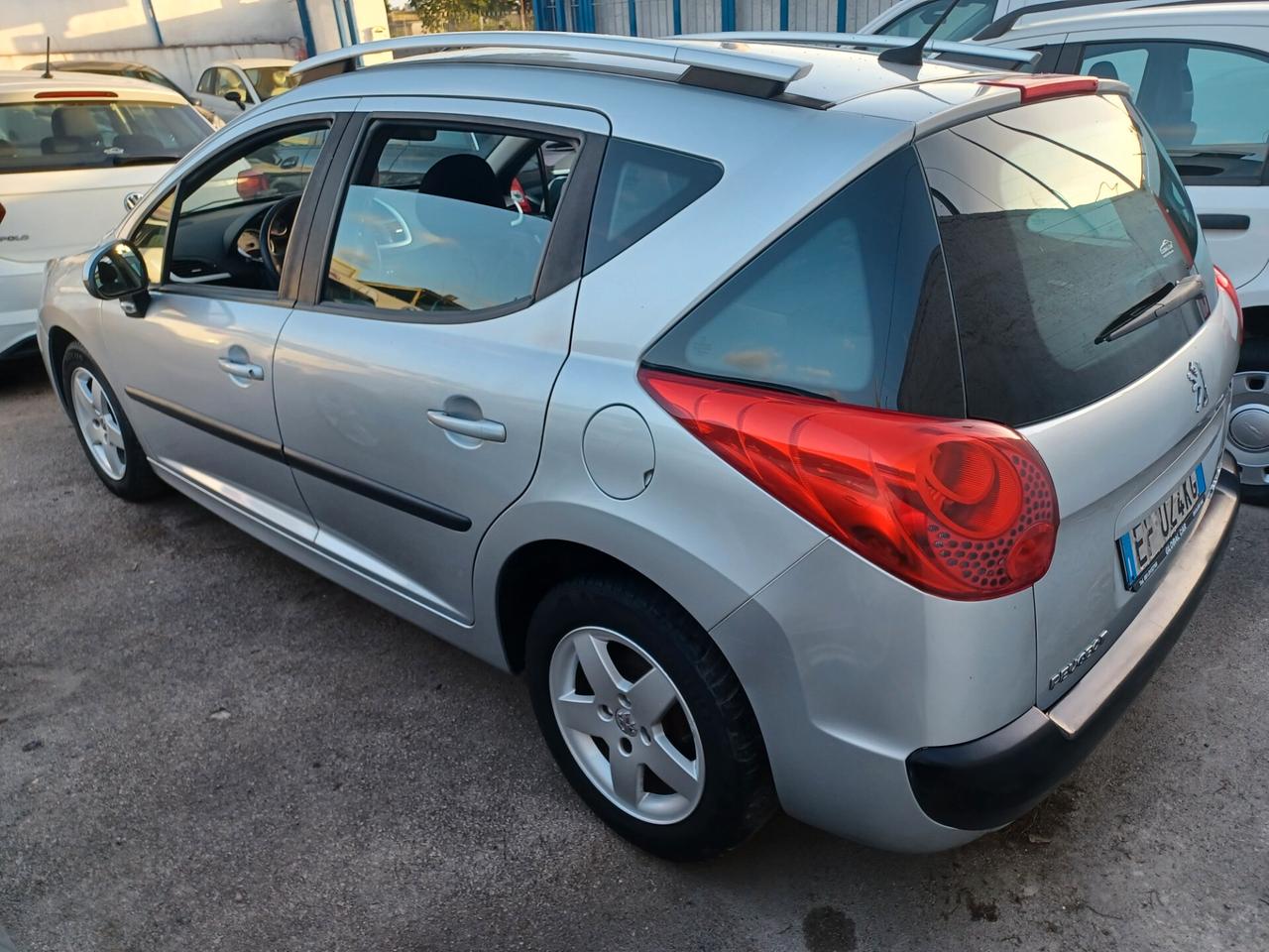 Peugeot 207 1.4 Benzina S.W. ANNO 2011