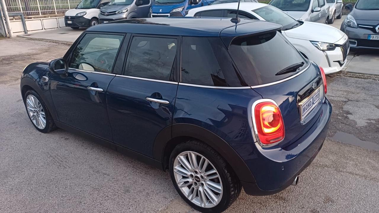 Mini COOPER D 1.5 2017 FULL OPTIONAL SOLO 49MILA KM LED F56