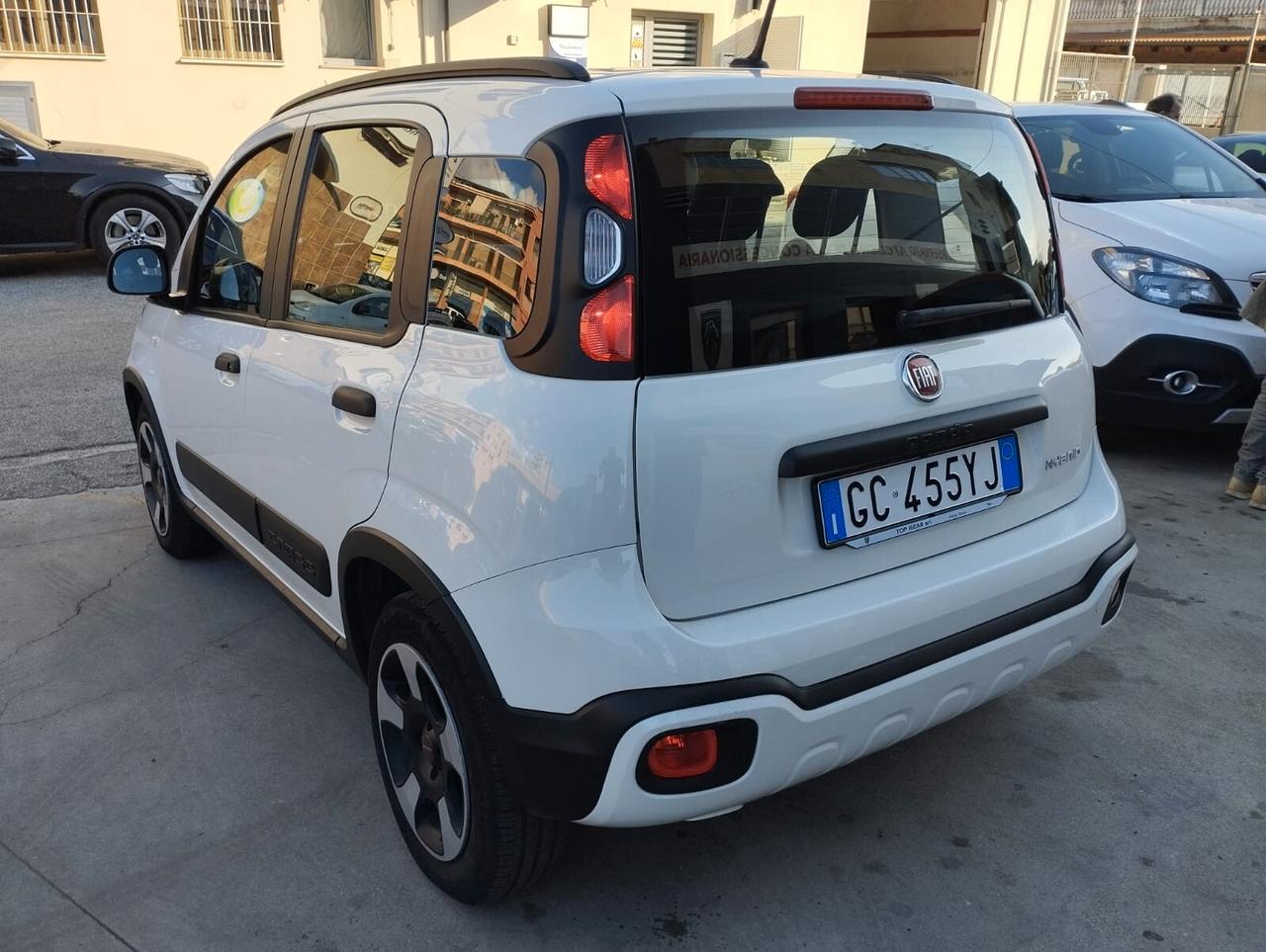 Fiat Panda 1.0 FireFly S&S Hybrid City Cross