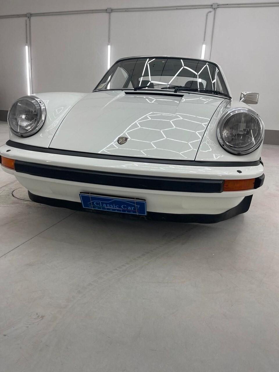 Porsche 911 2.7 MFI G Model