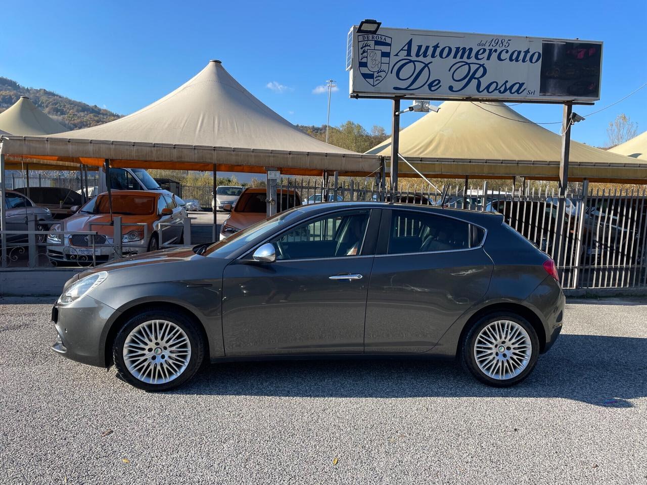 Alfa Romeo Giulietta DISTINTIVA