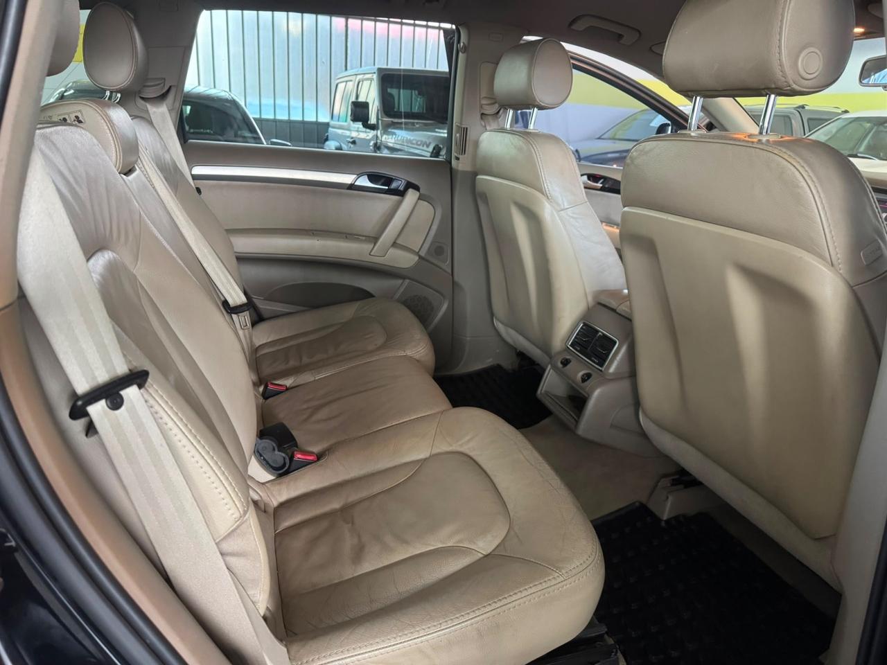 Audi Q7 3.0 V6 TDI 233CV quattro tiptronic