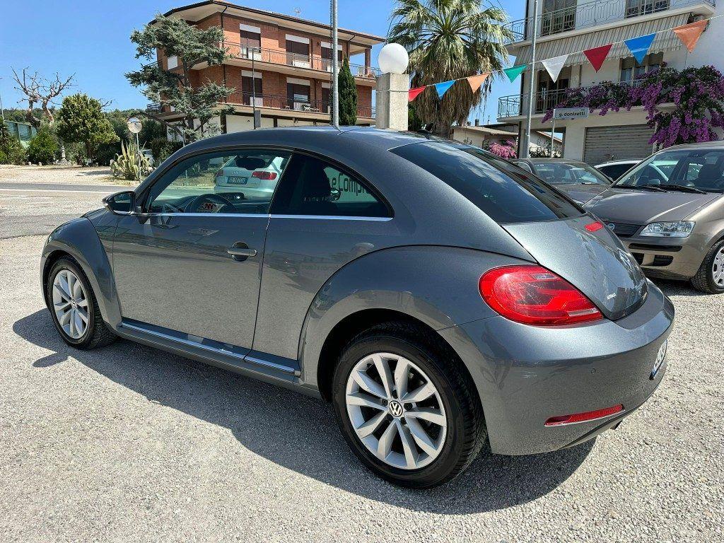 VOLKSWAGEN Maggiolino 1.6 TDI Design