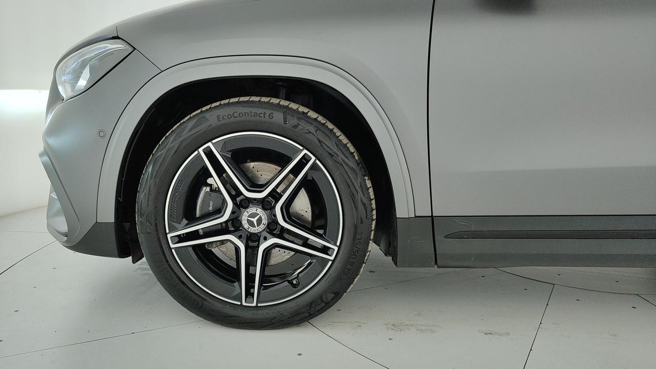 Mercedes-Benz GLA-H247 2023 - GLA 200 d AMG Line Advanced Plus auto