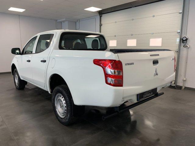 MITSUBISHI L200 Doppia Cabina Pick Up 5 Posti Double Cab Invite