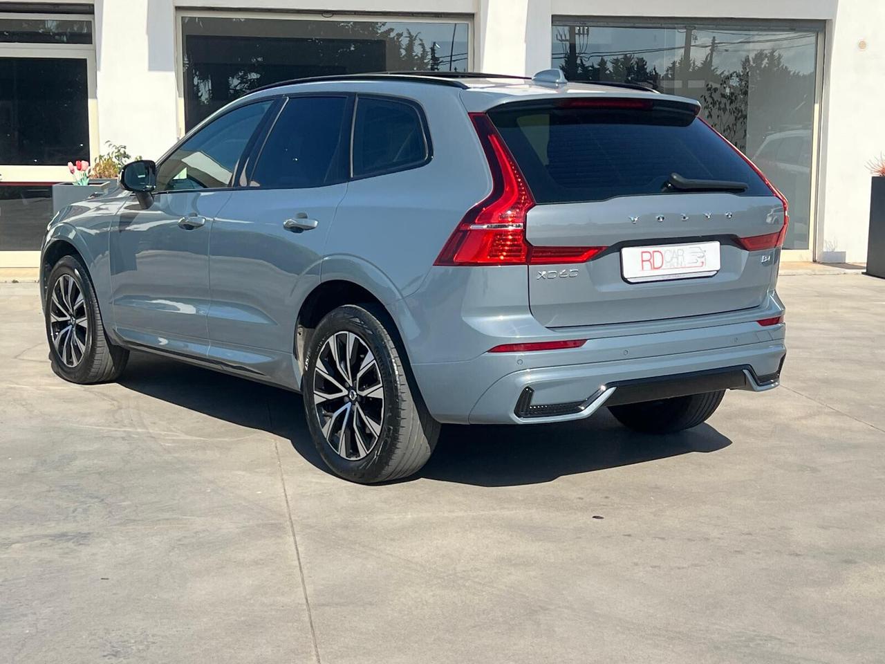 Volvo XC 60 Plus Dark