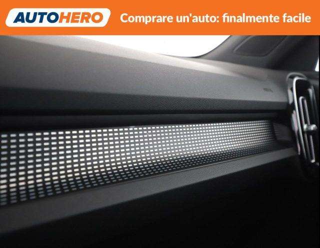VOLVO XC40 D4 AWD Geartronic R-design