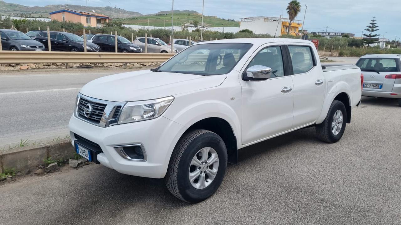 Nissan Navara 2.3 dCi 4WD Double Cab N-Connecta