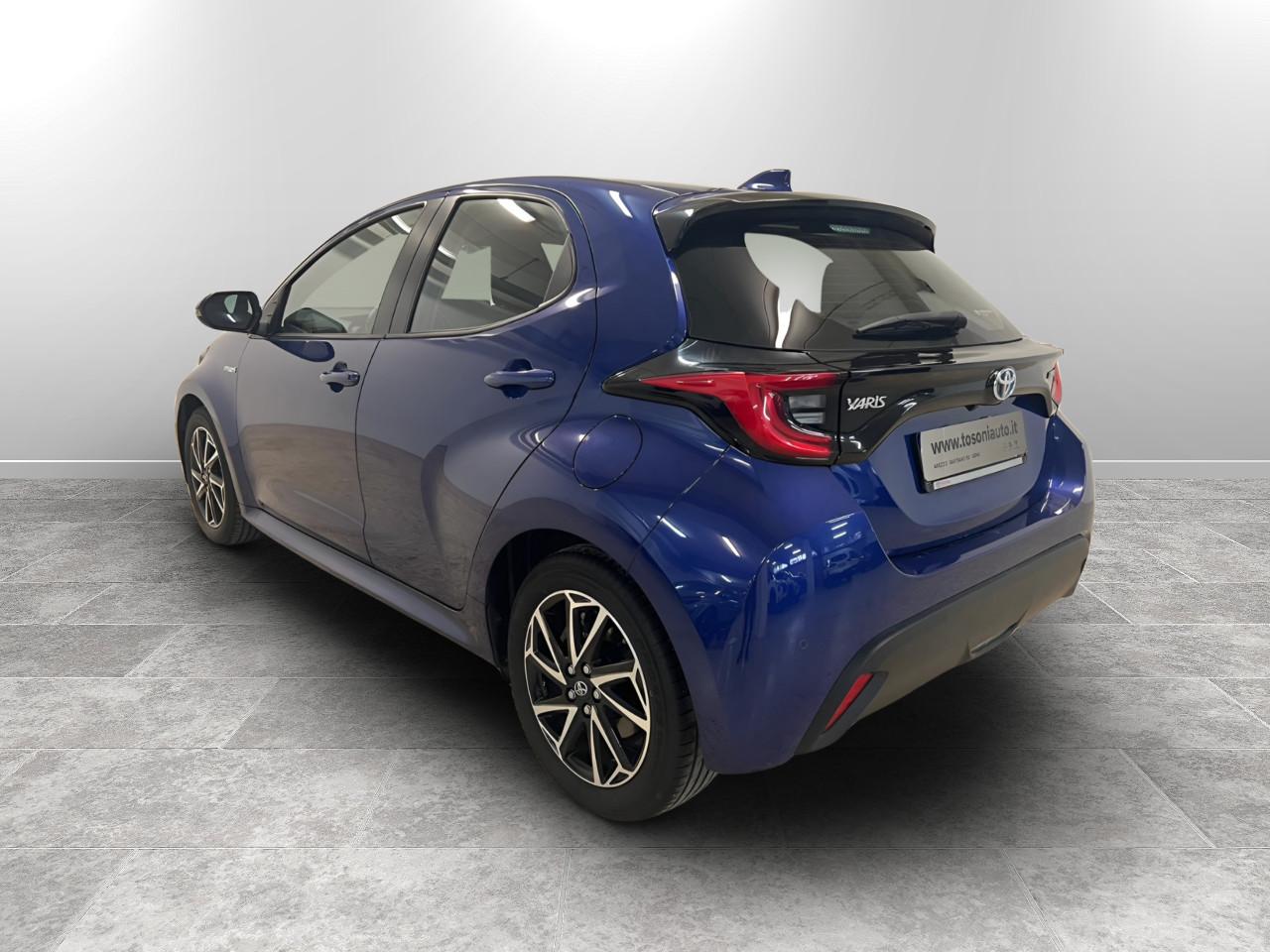 TOYOTA Yaris 1.5h Trend