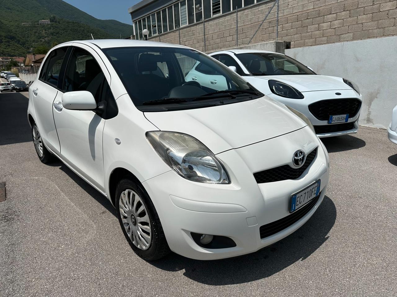 Toyota Yaris 1.4 D-4D DPF 5 porte