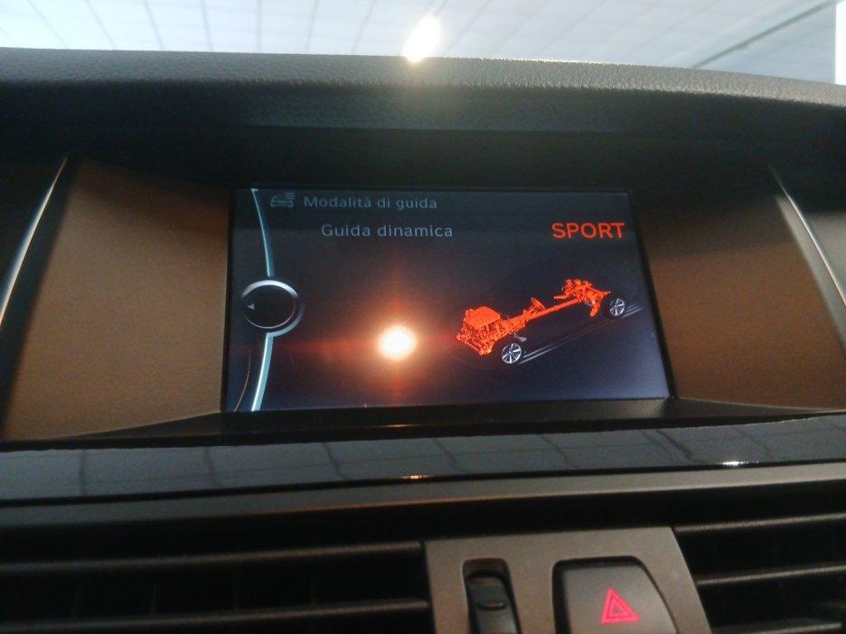 BMW Serie 5 (F10/11) - 520d Touring Luxury