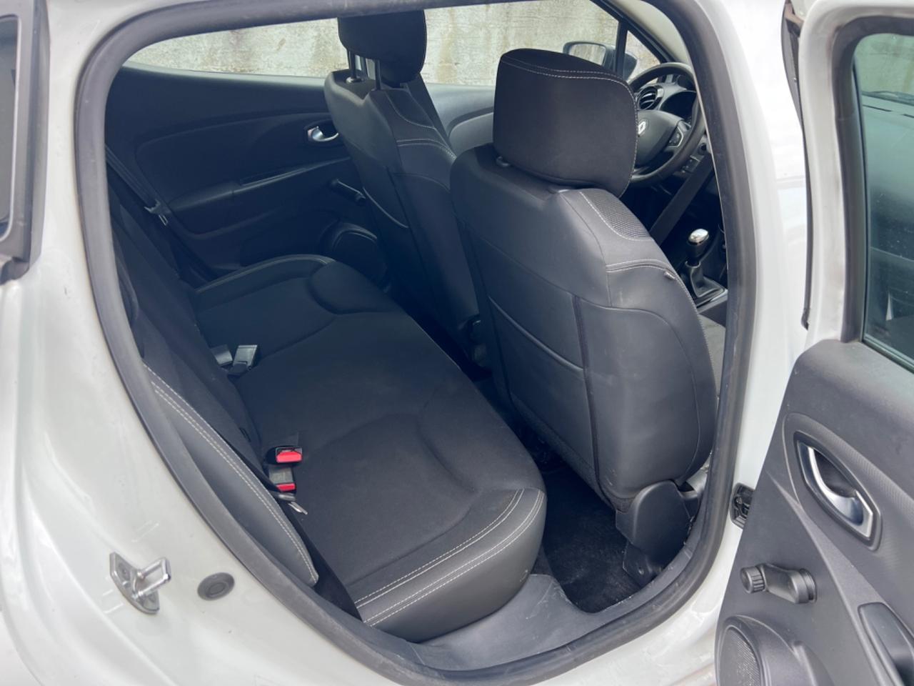 Renault Clio dCi 8V 75 CV 5 porte Moschino Life