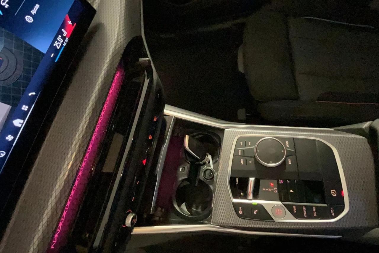 BMW Serie 3 G21 2022 Touring d Touring mhev 48V MSport auto - VARI COLORI!