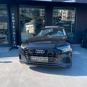 Audi Q8 SQ8 TDI quattro tiptronic sport attitude