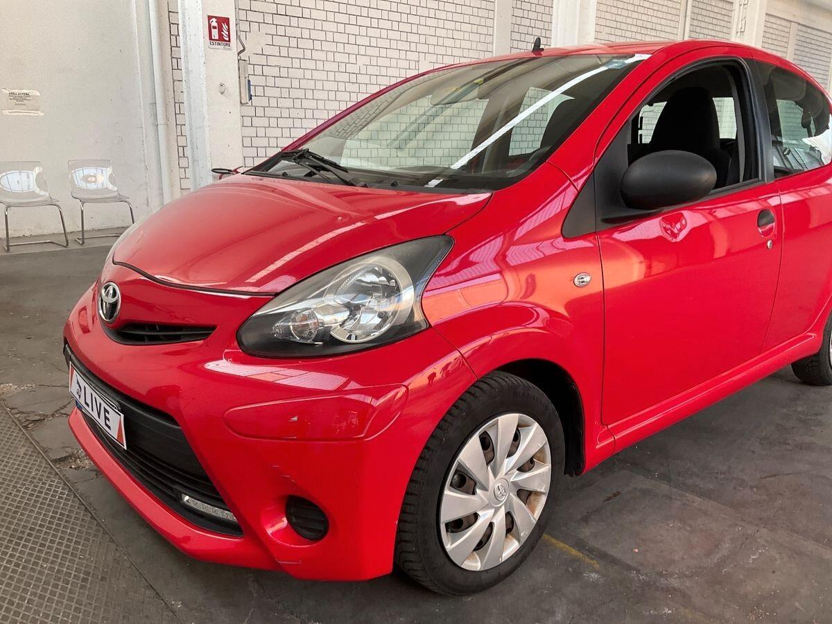 Toyota Aygo 1.0 12V VVT-i 5 porte Active Connect