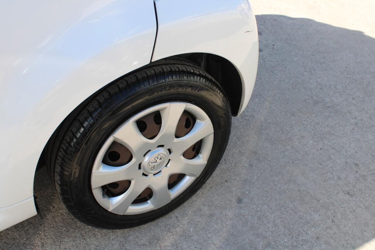 Peugeot 107 1.0 68CV 5p. Plaisir