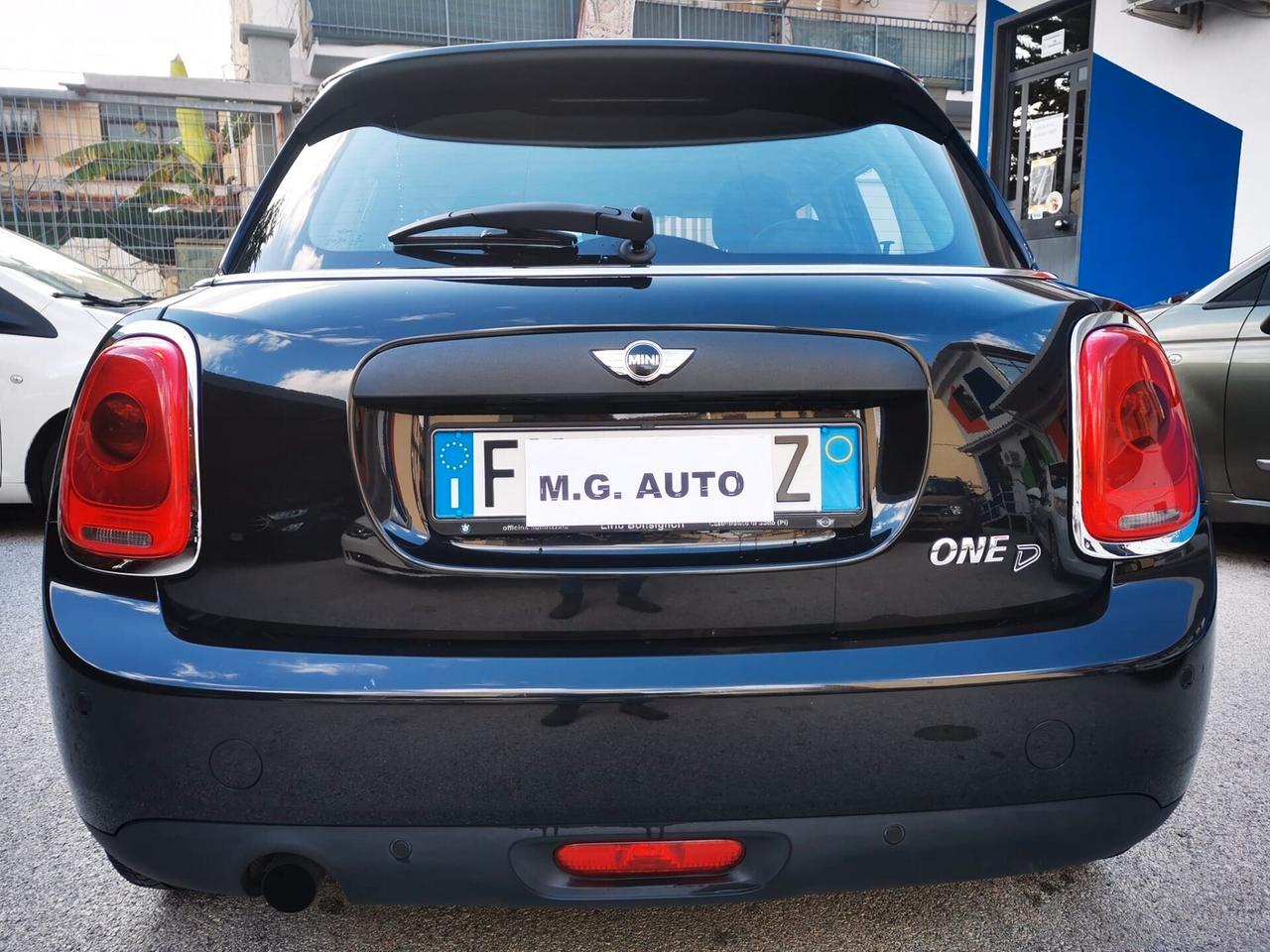 Mini 1.5 One D Business