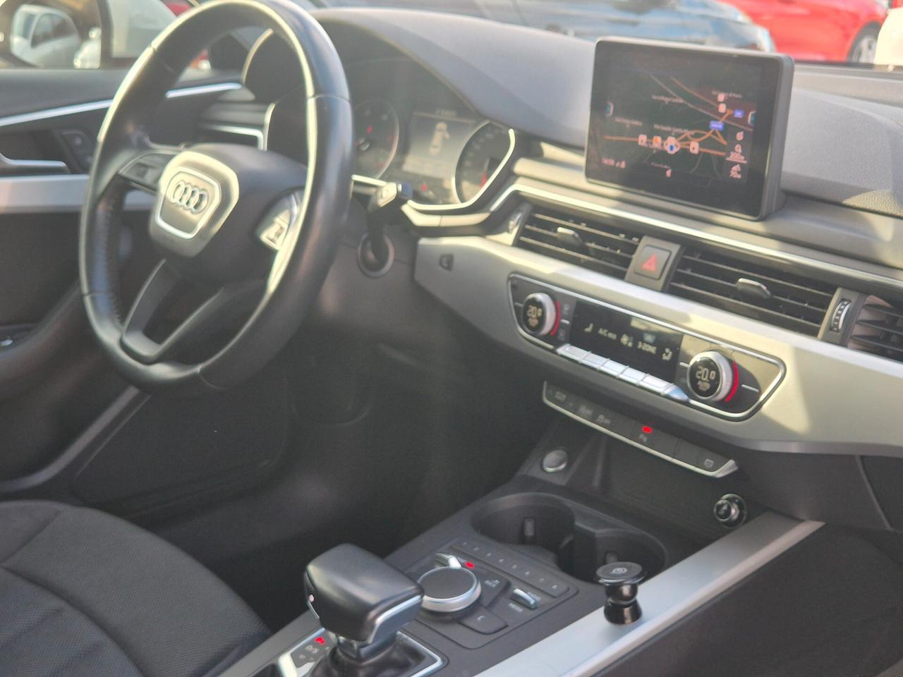 Audi A4 2.0 TDI 150 CV ultra S tronic Sport