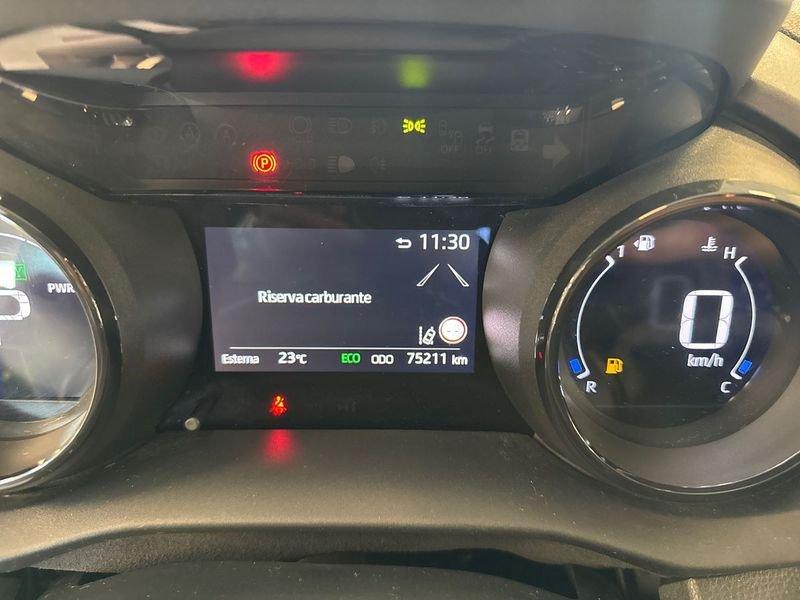 Toyota Yaris Hybrid Trend MY22