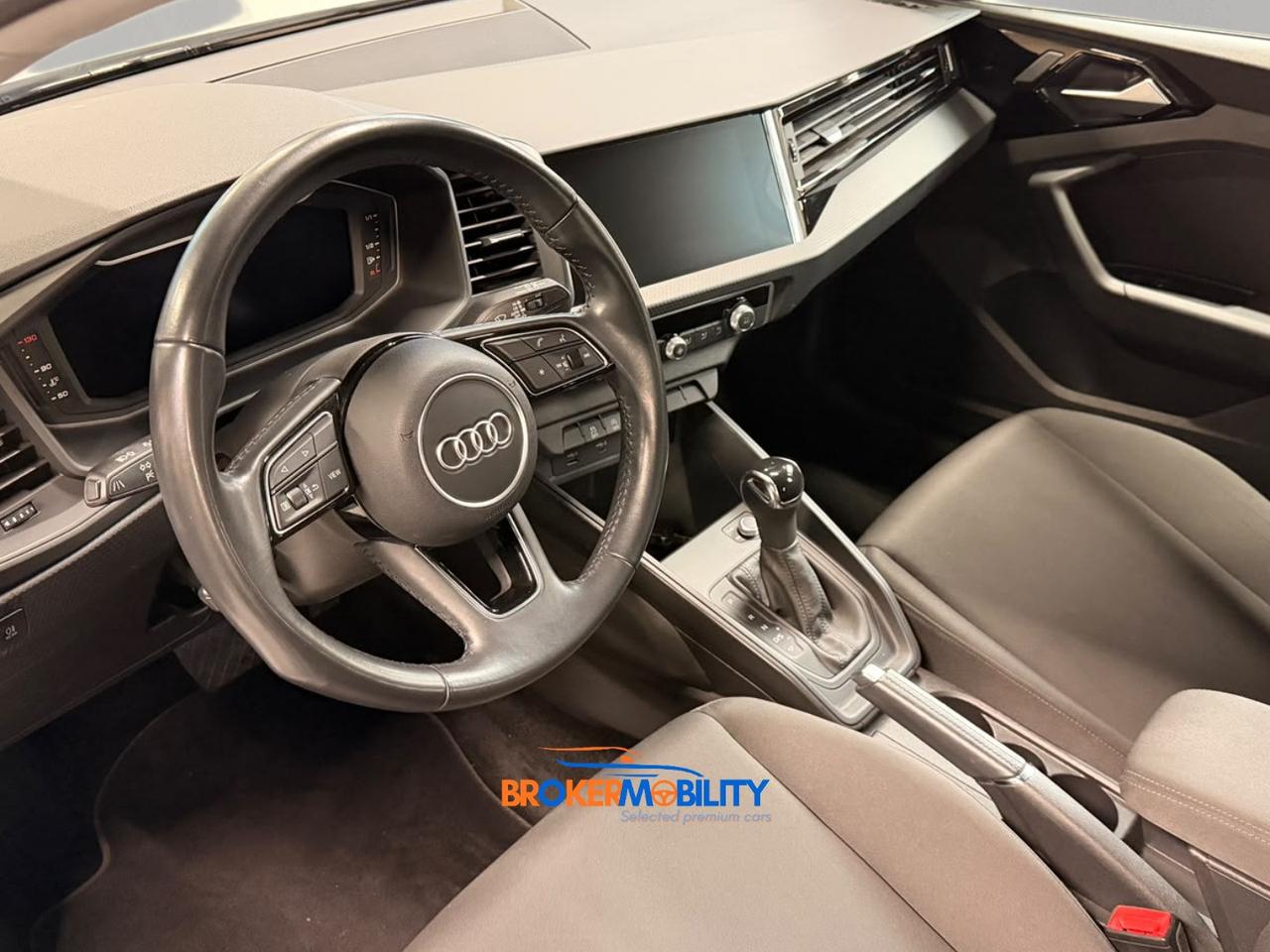 Audi A1 1.0 30 TFSI 115 CV Business Advanced