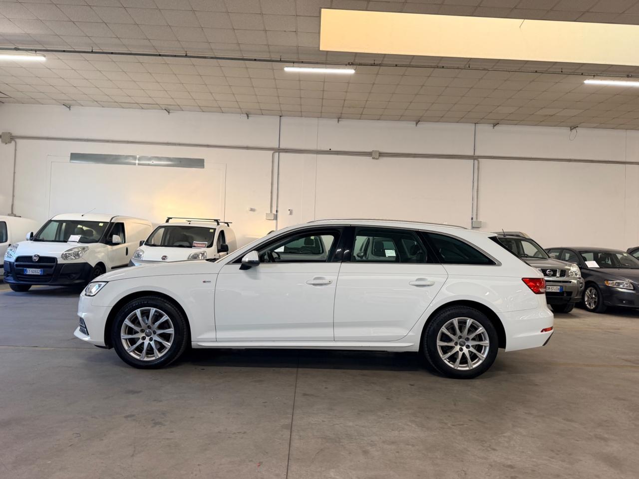 Audi A4 Avant 2.0 TDI 122 CV S tronic Sport